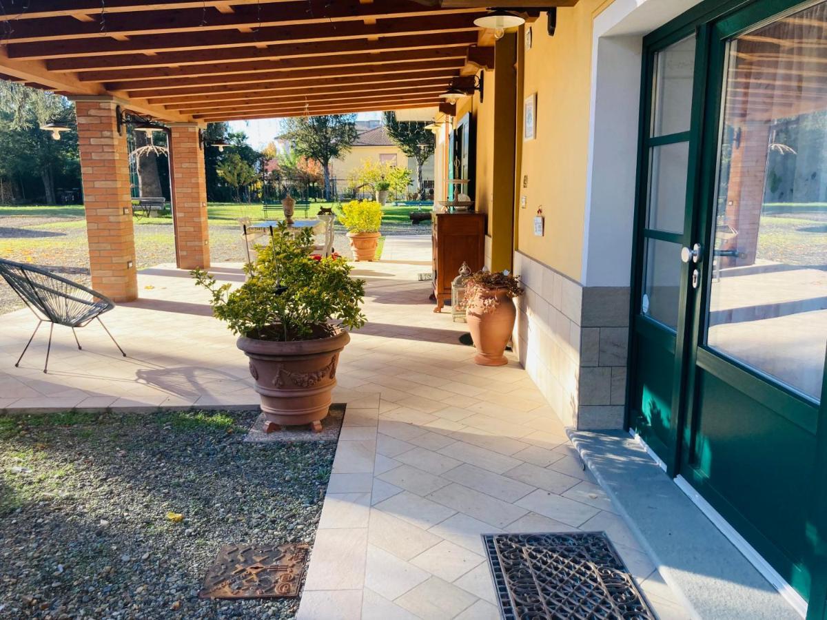 Manzoni37 Acomodação com café da manhã Novi Ligure Exterior foto
